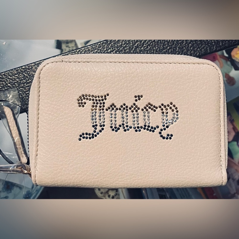 Juicy brand new cream colored wallet